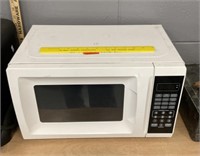 Microwave Walmart Brand Model EM720CGA-W