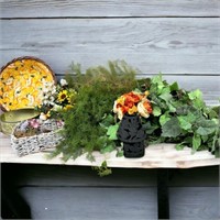 Lot of Baskets w/ Faux floral & Plants