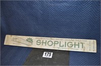 Florescent Shop Light (4')