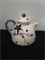 Large Americana teapot