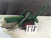 1/16 Scale Oliver 77 w/ Corn Picker