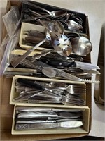 Silverware sets & small knives