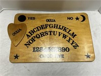 Vintage Ouija Board (Pegs are missing)