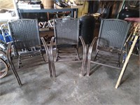 Lawn Chair Metal Plastic & Wicker 3
