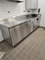 SS WORK STATION SELF CONTAINED 2 DR REFRIG SINK