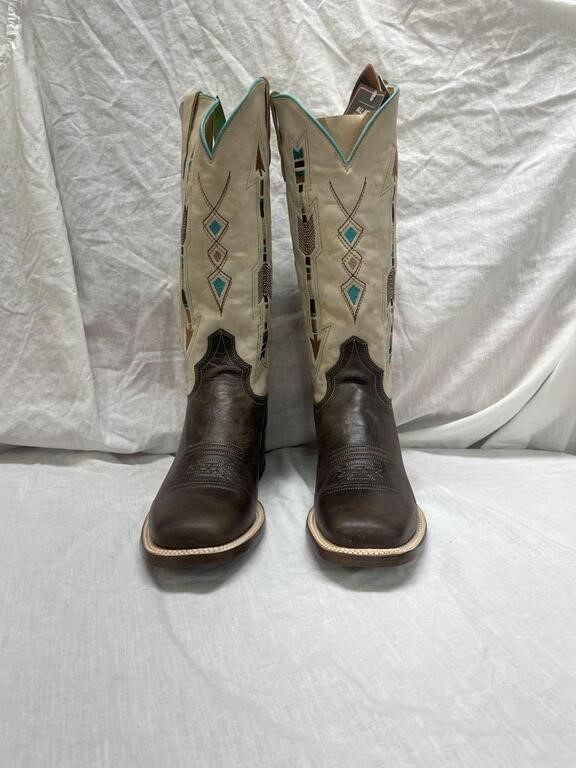 July 22 - Western Wear Online Only Auction