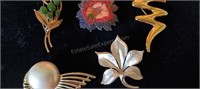 Vintage Enameled/Sarah Coventry/Assorted Brooches