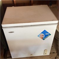 SMALL CHEST FREEZER