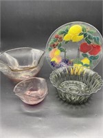 (4) Bubble Glass Fruit Bowl, Scalloped Smoky Glass