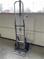 Magliner hand truck