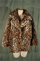 Ladies Chaus Core Essentials faux fur jacket