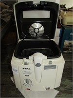 T-FAL MAGICLEAN DEEP FRYER ELECTRIC