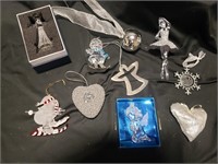 SILVER & CLEAR CHRISTMAS THEME DECORATIONS