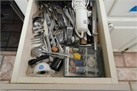 contents of drawer