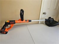 Black and Decker weedeater w/ 40V battery