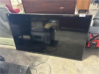 55in LG Flatscreen TV w/ Remo.