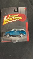 johnny lightning 1950 chevy suburban