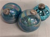 3 Beautiful Ornament Balls