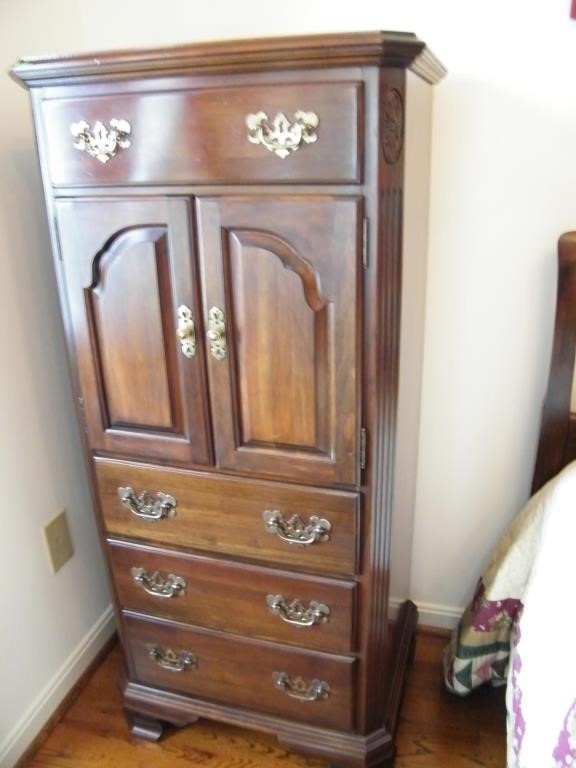 ETHAN ALLEN ARMOIRE, 4 DRAWERS & 2 DOORS