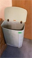 Retro Laundry Basket
