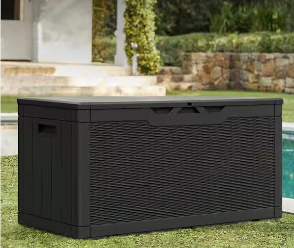 100 Gal. Fusion Style Deck Box Black