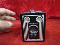 Brownie Target Six-20 kodak camera