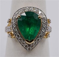 18K Gold Emerald & Diamond ring