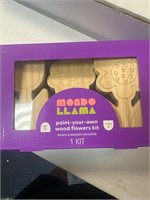 Mondo llama paint your own wood flower kit