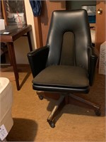 MCM DESK CHAIR