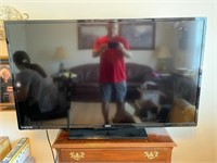 Sanyo LCD TV 55 inch with remote