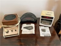 Clock radio, Conair sound therapy, Vintage Sound..