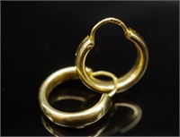 18ct Yellow gold hoop earrings
