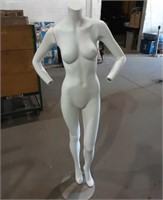 FULL BODY MANNEQUIN ON METAL BASE