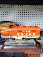 Marx Train Engine & Lionel Car & Mess Kit