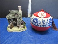 DAVID'S TEA HOLDER, ENGLISH COTTAGE