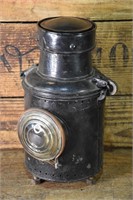 Signal Lamp With Cistern