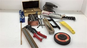 Vintage Emerson radio, grinding tools, reams