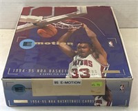 (J) 1994-1995 Emotion Basketball 33 Wax Packs Box