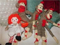 Sock Monkeys and Raggedy Ann Dolls