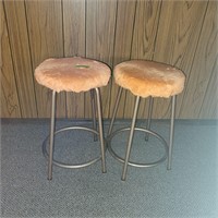 B304 Two metal stools w fabric tops