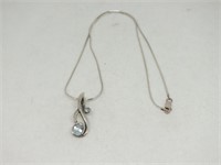 STERLING SILVER AQUAMARINE STONE NECKLACE