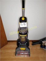 BISSELL PROHEAT2X CARPET CLEANER