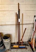 Floor Squeegee, Scrub Brushes and Hand Operated