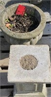 14" dia concrete planter w/14" H pedestal/stand