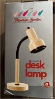 Gooseneck desk lamp