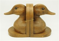 Vtg Pair Faux Wood Duck Decoy Bookends 6"