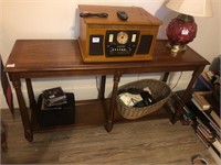 Sofa table *NOT ITEMS ON TABLE