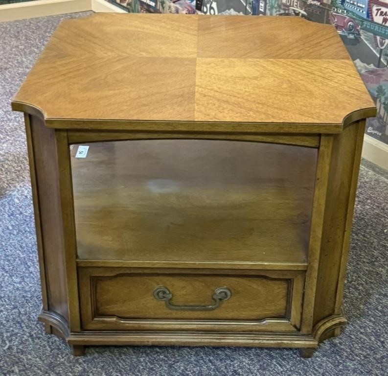 Drexel Lamp Table with Drawer