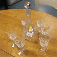 Small decanter and 6 sherry glasses