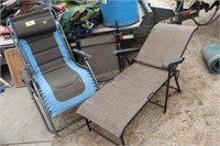 2 deck chairs & zero gravity chair